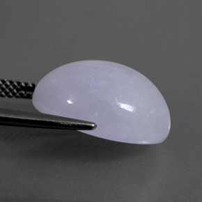 11.64克拉天然翡翠，椭圆形切割，半透明