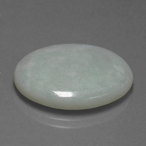 18.53克拉天然翡翠，椭圆形切割，半透明