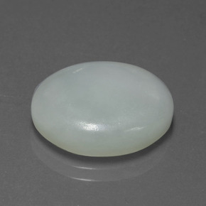 10.46克拉天然绿色硬玉，椭圆形切割，17×13.6毫米，半透明