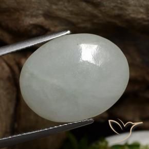 10.12克拉天然翡翠，椭圆形，半透明