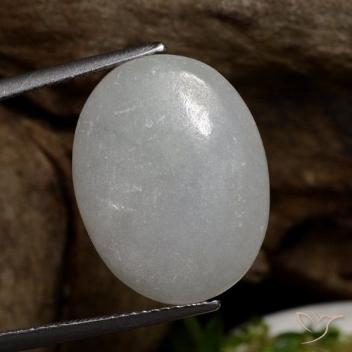 13.33ct 天然 中灰色 翡翠, 椭圆形, 半透明
