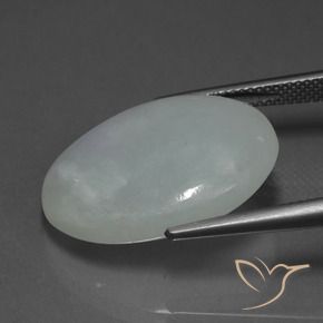 24.18克拉天然翡翠，椭圆形，半透明