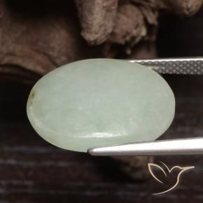 10.40克拉天然翡翠，椭圆形，半透明