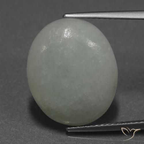 10.08克拉天然翡翠，椭圆形，半透明