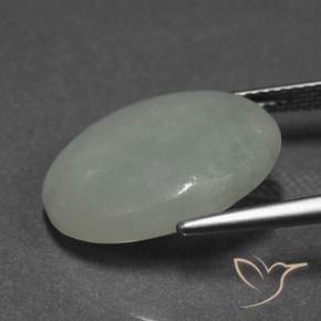 10.08克拉天然翡翠，椭圆形，半透明