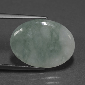 6.02克拉天然绿色硬玉，椭圆形切割，17.7×13.1毫米，半透明
