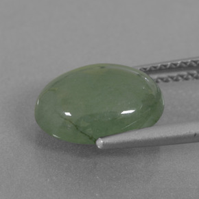 3.85克拉天然绿色硬玉，椭圆形切割，10.7×8.7毫米，半透明