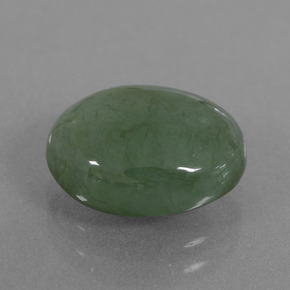 4.90克拉天然绿色硬玉，椭圆形切割，11.6×9毫米，半透明