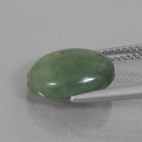 4.05克拉天然绿色硬玉，椭圆形切割，11.7×9.4毫米，半透明
