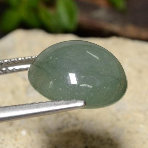 7.62克拉天然翡翠，圆形切割，半透明