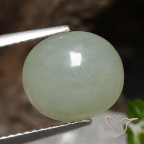 4.89克拉天然翡翠，椭圆形，半透明