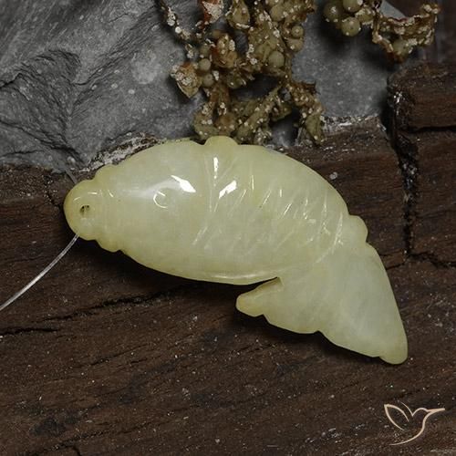30.43克拉天然翡翠，花式切割，半透明