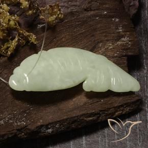28.12克拉天然翡翠，花式切割，半透明