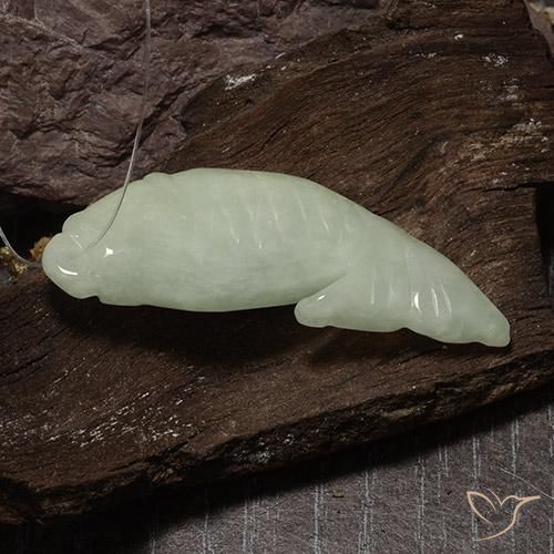 37.57克拉天然翡翠，花式切割，半透明
