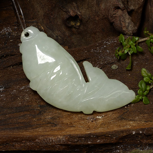 27.18克拉天然翡翠，异形，半透明