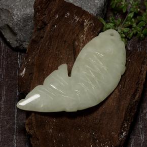 28.14克拉天然翡翠，异形，半透明