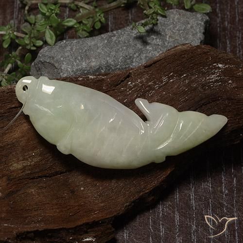 33.07ct 天然 暖浅绿色 翡翠, 花式切割, 半透明