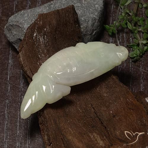33.07克拉天然翡翠，花式切割，半透明