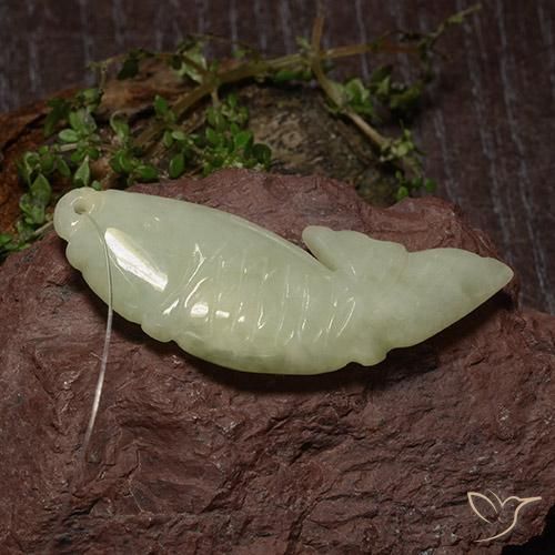 31.90ct 天然 中黄绿色 翡翠, 花式切割, 半透明