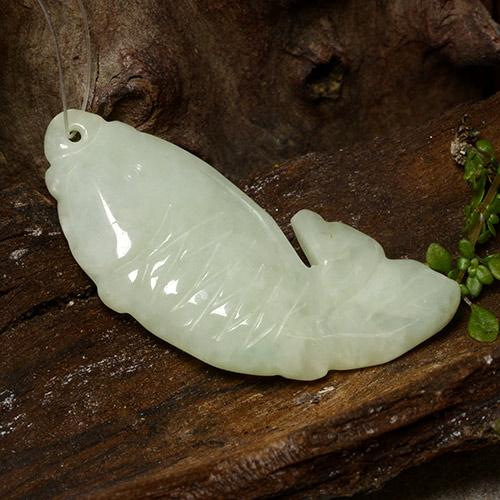 29.80克拉天然翡翠，异形，半透明