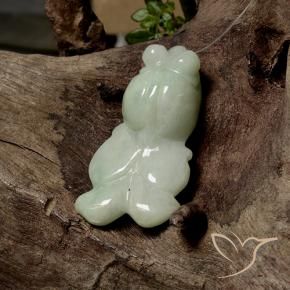 43.00克拉天然翡翠，花式切割，半透明