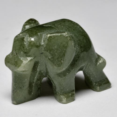 52.61克拉天然绿色硬玉，异形，15.1×14.6毫米，不透明