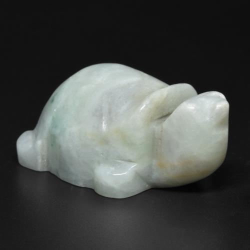 117.18克拉天然绿色硬玉，异形，34.5×24.3毫米，不透明