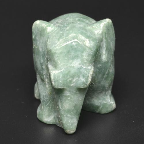 61.91克拉天然翡翠，异形，不透明