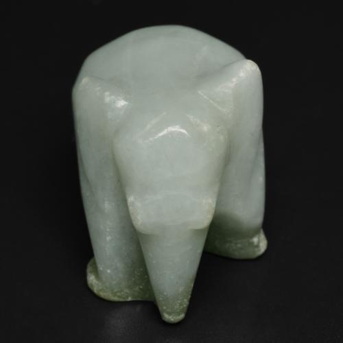 68.64克拉天然翡翠，异形，不透明