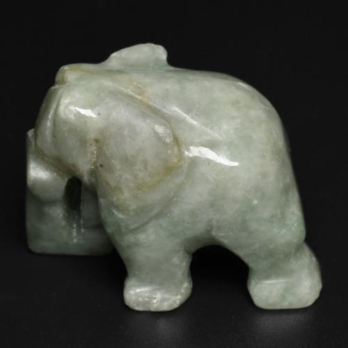 64.53克拉天然绿色硬玉，异形，26.2×15.4毫米，不透明