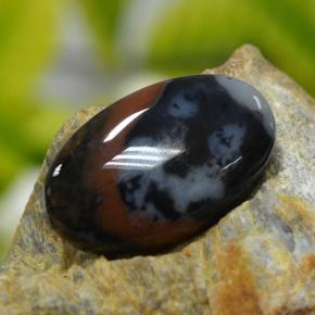 11.82克拉天然多色碧玉，椭圆形切割，22.6×13.8毫米，不透明