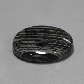 35.24克拉天然碧玉，椭圆形切割，不透明