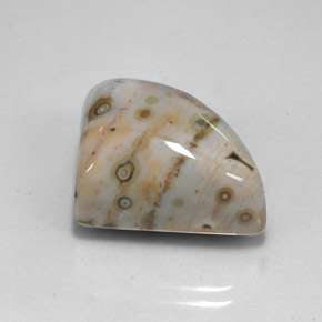 21.44克拉天然多色碧玉，异形，17.5×15.6毫米，不透明