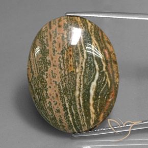 38.60ct 天然 彩色 碧玉, 椭圆形, 不透明
