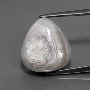 10.91克拉天然碧玉，梨形，不透明