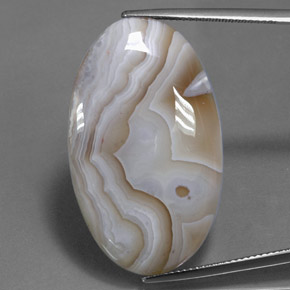 24.24克拉天然多色碧玉，椭圆形切割，34×20.3毫米，不透明
