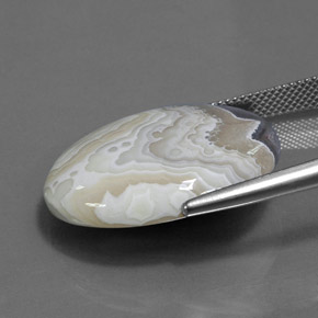 21.45克拉天然碧玉，椭圆形切割，不透明