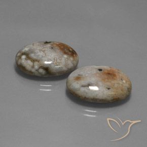 26.60克拉天然碧玉，椭圆形，不透明