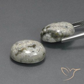 20.10克拉天然碧玉，椭圆形，不透明