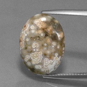 7.50克拉天然碧玉，椭圆形切割，不透明