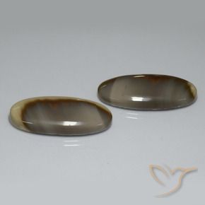 52.70克拉天然碧玉，椭圆形，不透明