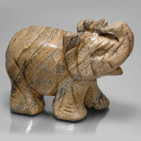 576.48克拉天然碧玉，异形，不透明