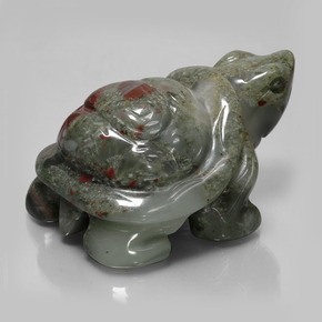 630.04克拉天然多色碧玉，异形，65.3×45.9毫米，不透明