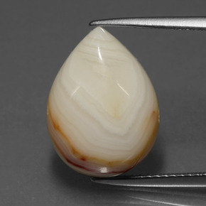 9.05克拉天然多色碧玉，梨形，15.8×12毫米，不透明