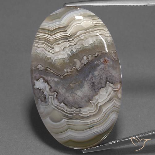 29.99ct 天然 彩色 碧玉, 椭圆形, 不透明