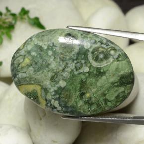 30.39克拉天然多色碧玉，椭圆形切割，32.8×23.4毫米，不透明