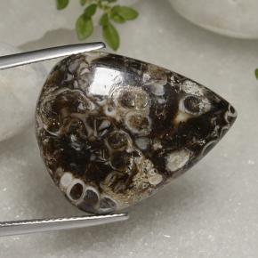 22.56克拉天然碧玉，梨形，不透明