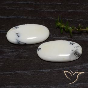 18.19克拉天然碧玉，椭圆形，不透明
