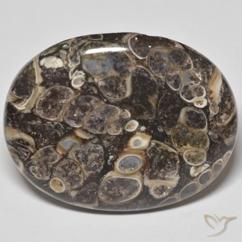 52.92ct 天然 彩色 碧玉, 椭圆形, 不透明
