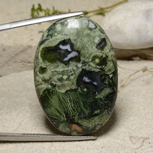 32.16ct 天然 彩色 碧玉, 椭圆形, 不透明